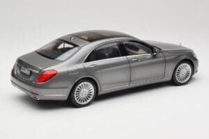 Mercedes S-Class W222 Grey Metallic Norev 1:18 183481 Fém – 3. kép a 8-ből