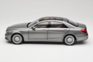 Mercedes S-Class W222 Grey Metallic Norev 1:18 183481 Fém – 4. kép a 8-ből
