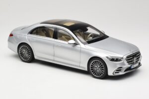 Mercedes S-Class W223 AMG Line Brilliant Silver Norev 1:18 183805 Fém – 6. kép a 8-ből