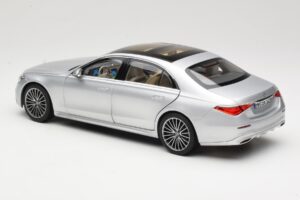 Mercedes S-Class W223 AMG Line Brilliant Silver Norev 1:18 183805 Fém – 7. kép a 8-ből