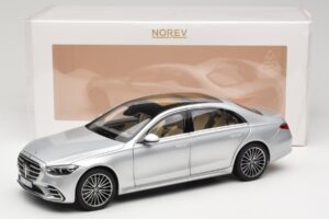 Mercedes S-Class W223 AMG Line Brilliant Silver Norev 1:18 183805 Fém – 8. kép a 8-ből