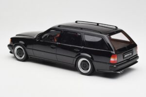 Mercedes 300 TE AMG S124 Fekete Otto 1:18 OT147 Gyanta – 5. kép a 6-ből