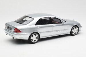 Mercedes AMG S55 W220 Ezüst Otto 1:18 OT292 Gyanta – 2. kép a 6-ből