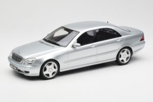 Mercedes AMG S55 W220 Ezüst Otto 1:18 OT292 Gyanta