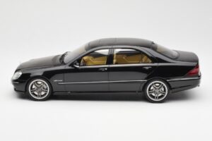 Mercedes AMG S65 W220 Fekete Otto 1:18 OT846 Gyanta – 3. kép a 6-ből