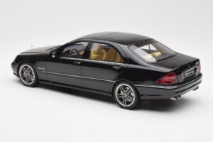 Mercedes AMG S65 W220 Fekete Otto 1:18 OT846 Gyanta – 5. kép a 6-ből