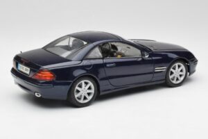 Mercedes SL 500 R230 Kék Maisto 1:18 B66962126 Fém – 3. kép a 8-ből