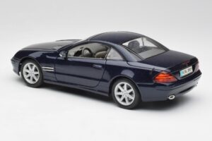 Mercedes SL 500 R230 Kék Maisto 1:18 B66962126 Fém – 7. kép a 8-ből