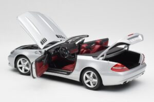 Mercedes SL 500 R230 Kabrió Iridium Ezüst Minichamps 1:18 B66962388 Fém – 5. kép a 8-ből