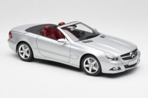Mercedes SL 500 R230 Kabrió Iridium Ezüst Minichamps 1:18 B66962388 Fém – 6. kép a 8-ből