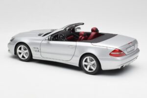Mercedes SL 500 R230 Kabrió Iridium Ezüst Minichamps 1:18 B66962388 Fém – 7. kép a 8-ből