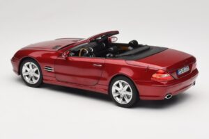 Mercedes SL 500 R230 Red Metallic Limitált Kiadás Norev 1:18 183841 Fém – 7. kép a 8-ből