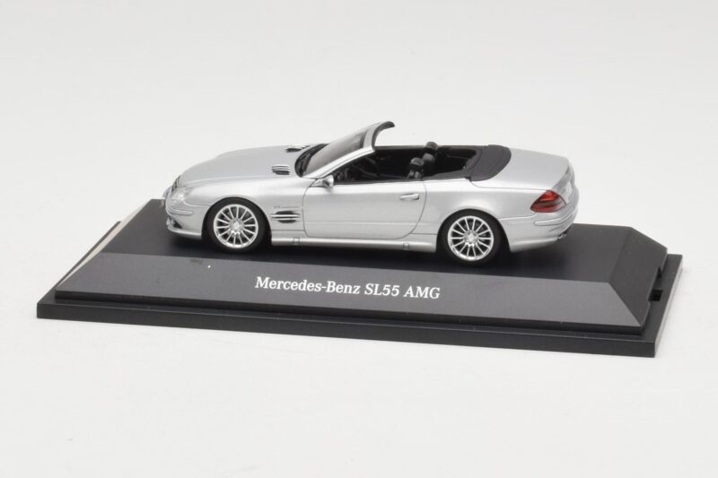 Mercedes SL 55 AMG R230 Ezüst Minichamps 1:43 B66962347 Fém