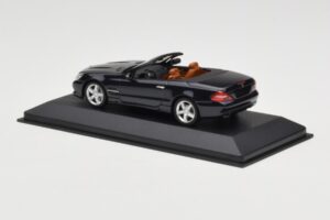 Mercedes SL R230 Fekete Minichamps 1:43 B66961922 Fém – 3. kép a 4-ből