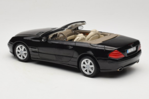 Mercedes SL R129 Fekete Minichamps 1:18 B66962171 Fém – 9. kép a 11-ből