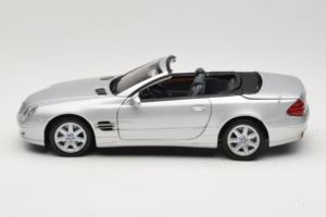 Mercedes SL R129 Ezüst Minichamps 1:18 B66962133 Fém – 5. kép a 10-ből