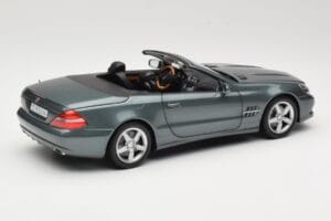 Mercedes SL R230 Amiant Green Minichamps 1:18 B66962389 Fém – 3. kép a 8-ből