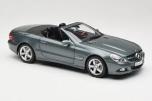 Mercedes SL R230 Amiant Green Minichamps 1:18 B66962389 Fém – 6. kép a 8-ből