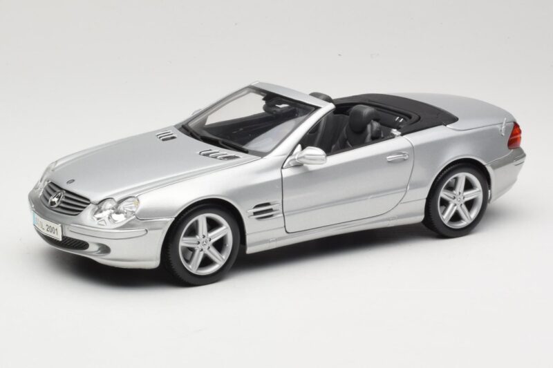 Mercedes SL R230 Ezüst Maisto 1:18 B66962125 Fém