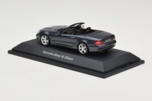 Mercedes SL R230 Tenorit Grey Metallic Minichamps 1:43 B66962392 Fém – 3. kép a 4-ből