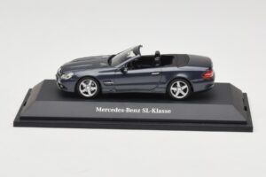 Mercedes SL R230 Tenorit Grey Metallic Minichamps 1:43 B66962392 Fém