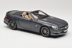 Mercedes SL65 AMG Black Series R230 Matte Black Maisto 1:18 36198 Fém – 6. kép a 8-ből