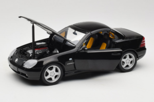 Mercedes SLK R170 230 AMG Fekete Minichamps 1:18 B66960004 Fém – 2. kép a 9-ből