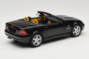 Mercedes SLK R170 230 AMG Fekete Minichamps 1:18 B66960004 Fém – 3. kép a 9-ből