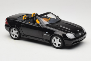 Mercedes SLK R170 230 AMG Fekete Minichamps 1:18 B66960004 Fém – 7. kép a 9-ből