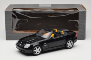 Mercedes SLK R170 230 AMG Fekete Minichamps 1:18 B66960004 Fém – 9. kép a 9-ből