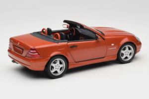 Mercedes SLK R170 230 AMG Orange Metallic Minichamps 1:18 B66005227 Fém – 3. kép a 9-ből