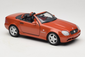 Mercedes SLK R170 230 AMG Orange Metallic Minichamps 1:18 B66005227 Fém – 7. kép a 9-ből