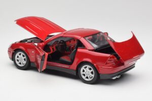 Mercedes SLK 230 R170 Piros Maisto 1:18 56023 Fém – 6. kép a 9-ből