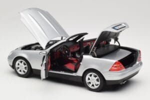 Mercedes SLK R170 Brilliant Silver Norev 1:18 183020 Fém – 6. kép a 9-ből