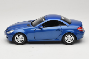 Mercedes SLK R171 Blue Metallic Minichamps 1:18 100033131 Fém – 5. kép a 11-ből