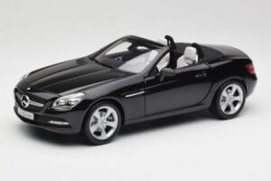 Mercedes SLK R172 Magnetite Fekete Minichamps 1:18 B66960514 Fém