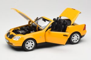Mercedes SLK200 R170 Sárga Norev 1:18 B66040713 Fém – 2. kép a 9-ből