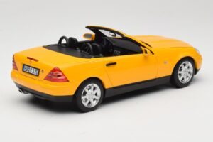 Mercedes SLK200 R170 Sárga Norev 1:18 B66040713 Fém – 4. kép a 9-ből