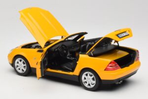 Mercedes SLK200 R170 Sárga Norev 1:18 B66040713 Fém – 6. kép a 9-ből