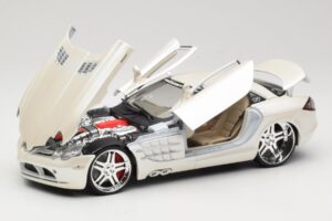 Mercedes SLR McLaren C199 Fehér Maisto 1:18 31068 Fém – 2. kép a 8-ből
