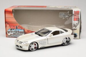 Mercedes SLR McLaren C199 Fehér Maisto 1:18 31068 Fém – 8. kép a 8-ből