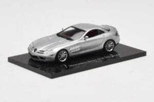 Mercedes SLR McLaren Crystal Silver Minichamps 1:43 B66961974 Fém – 2. kép a 4-ből