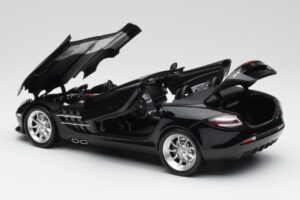 Mercedes SLR McLaren Roadster R199 Crystal Galaxit Fekete Minichamps 1:18 B66961004 Fém – 5. kép a 8-ből