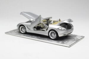 Mercedes SLR Vision Roadster Liquid Ezüst Maisto 1:18 B66963208 Fém – 5. kép a 8-ből