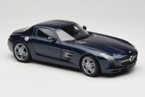 Mercedes SLS AMG C197 Blue Metallic Minichamps 1:18 100039021 Fém – 6. kép a 8-ből