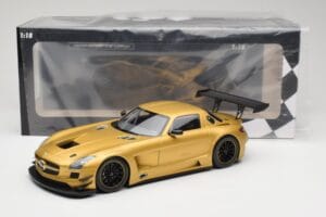Mercedes AMG SLS C197 GT3 Street Arany Minichamps 1:18 151113106 Fém – 6. kép a 6-ből