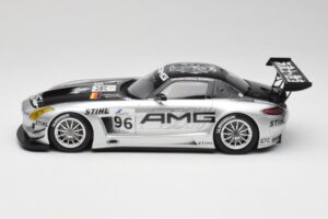 Mercedes AMG SLS C197 GT3 Team AMG China #96 M. Hakkinen / C. Cheng Zhuhai 6th 2011 Minichamps 1:18 151113196 Fém – 3. kép a 6-ből
