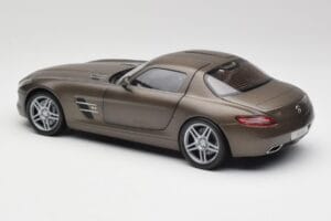 Mercedes SLS AMG C197 Monza Szürke Minichamps 1:18 B66960044 Fém – 7. kép a 8-ből