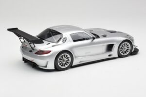 Mercedes SLS AMG GT3 C197 Street Ezüst Minichamps 1:18 151113100 Fém – 2. kép a 6-ből