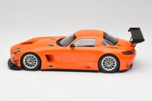 Mercedes SLS AMG GT3 C197 Street Narancssárga Minichamps 1:18 151113105 Fém – 3. kép a 6-ből